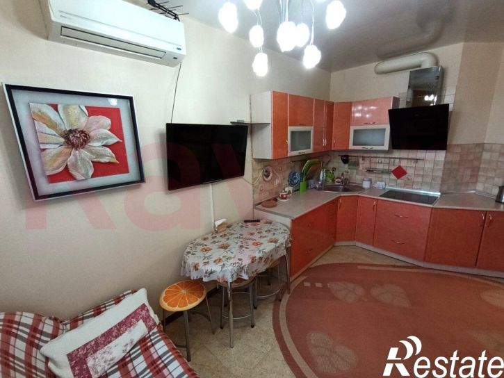 2-комн квартира им. Передерия ул.
