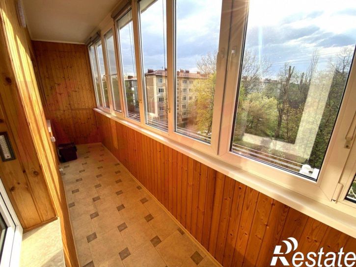 2-комн квартира им. Воровского ул.