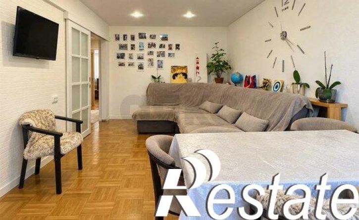3-комн квартира улица Яна Полуяна, 18,  д. 18
