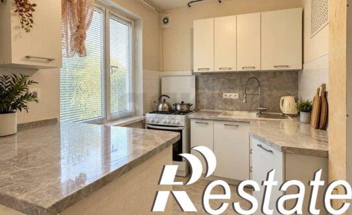 3-комн квартира улица Яна Полуяна, 18,  д. 18
