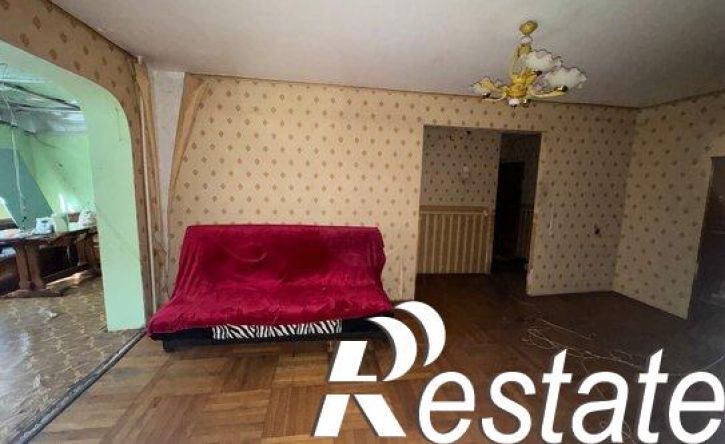 2-комн квартира улица Селезнёва, 172,  д. 172