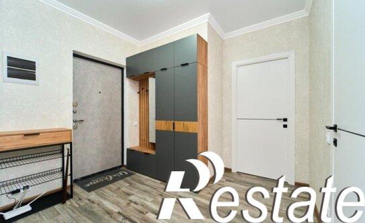 2-комн квартира Питерская улица, 40,  д. 40