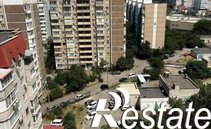 2-комн квартира проспект Чекистов, 1,  д. 1