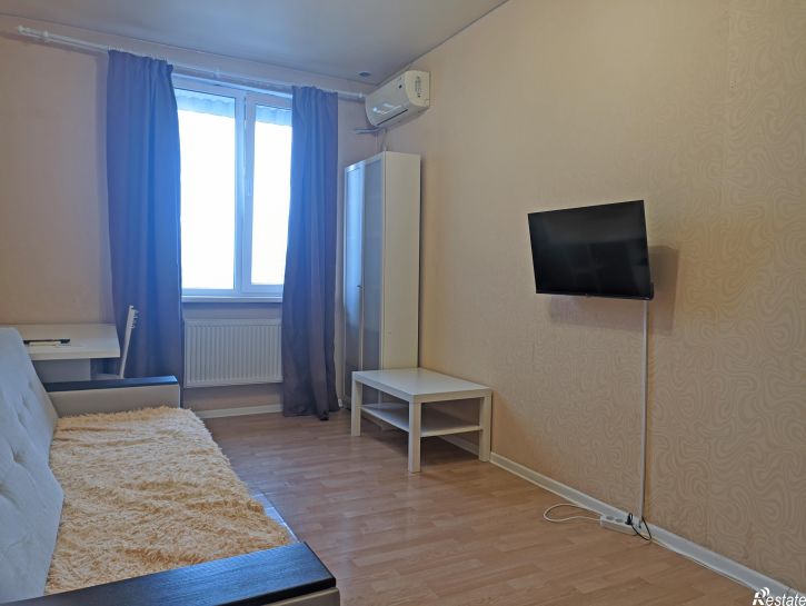 1-комн квартира Корчагинцев, 10