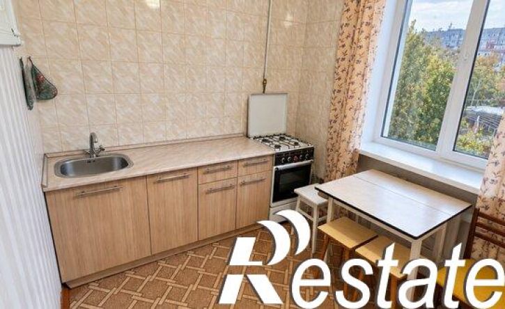 2-комн квартира улица Дзержинского, 3,  д. 3