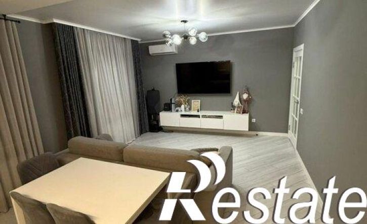 3-комн квартира улица Героя Сарабеева, 5 к4,  д. 5 к4