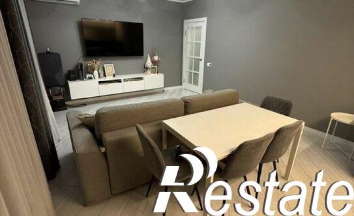 3-комн квартира улица Героя Сарабеева, 5 к4,  д. 5 к4