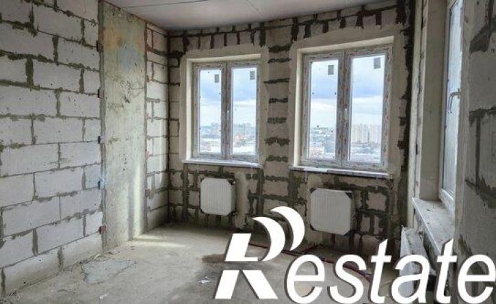 3-комн квартира Уральская улица, 100,  д. 100
